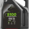 Motul 5100 10W30 4L motorolie, losse verpakking van 4 liter.